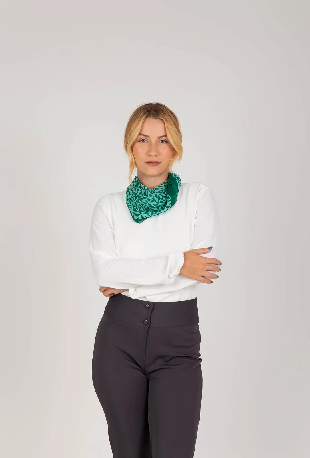Camisa Social com Echarpe da Industriall, em Tricoline com elastano